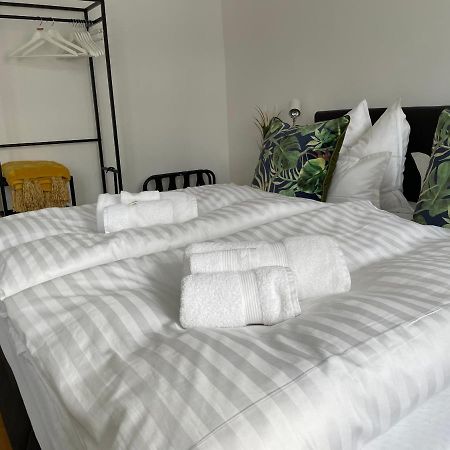 Voh Exklusives Wohnhaus Mitten In Vohenstrauss, Bis 8 Personen!!! Bagian luar foto