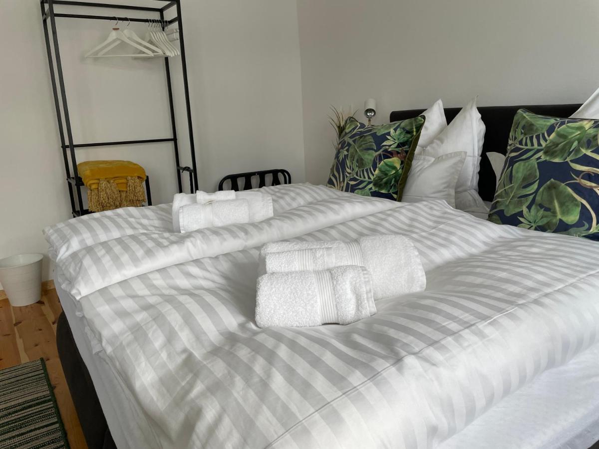 Voh Exklusives Wohnhaus Mitten In Vohenstrauss, Bis 8 Personen!!! Bagian luar foto