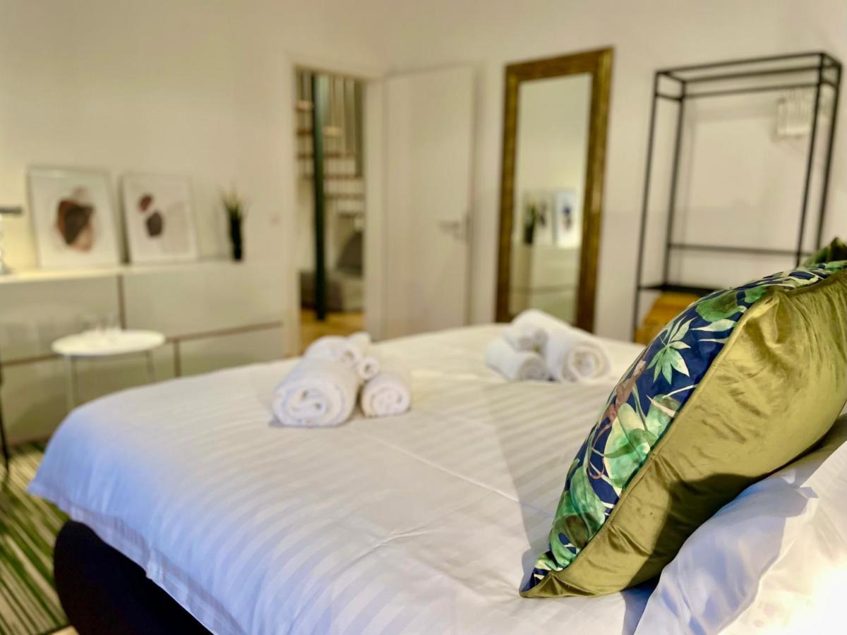 Voh Exklusives Wohnhaus Mitten In Vohenstrauss, Bis 8 Personen!!! Bagian luar foto